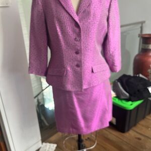 noviello bloom pink/ blue vintage suit size 14